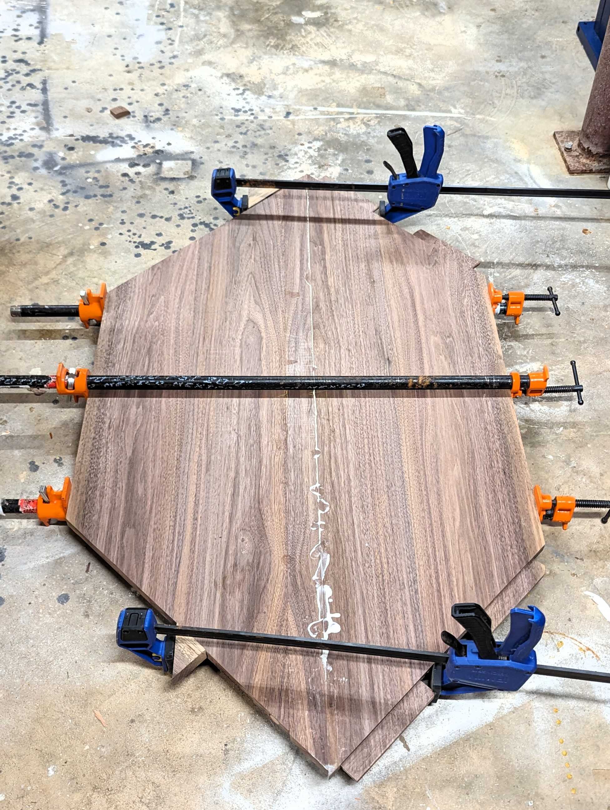PAT_DESK_top_glue_up